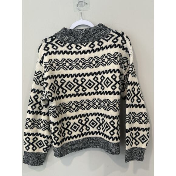 Women's Winter Cheers Crewneck Pullover Oversize Sweater Target White Medium - Picture 5 of 10